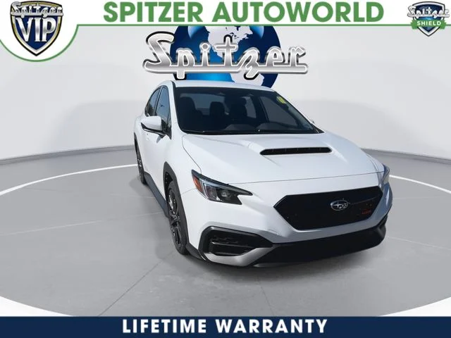 New 2026 CERAMIC WHITE Subaru Base image 3