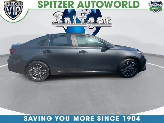 Used 2023 Gray Kia GT-Line image 10