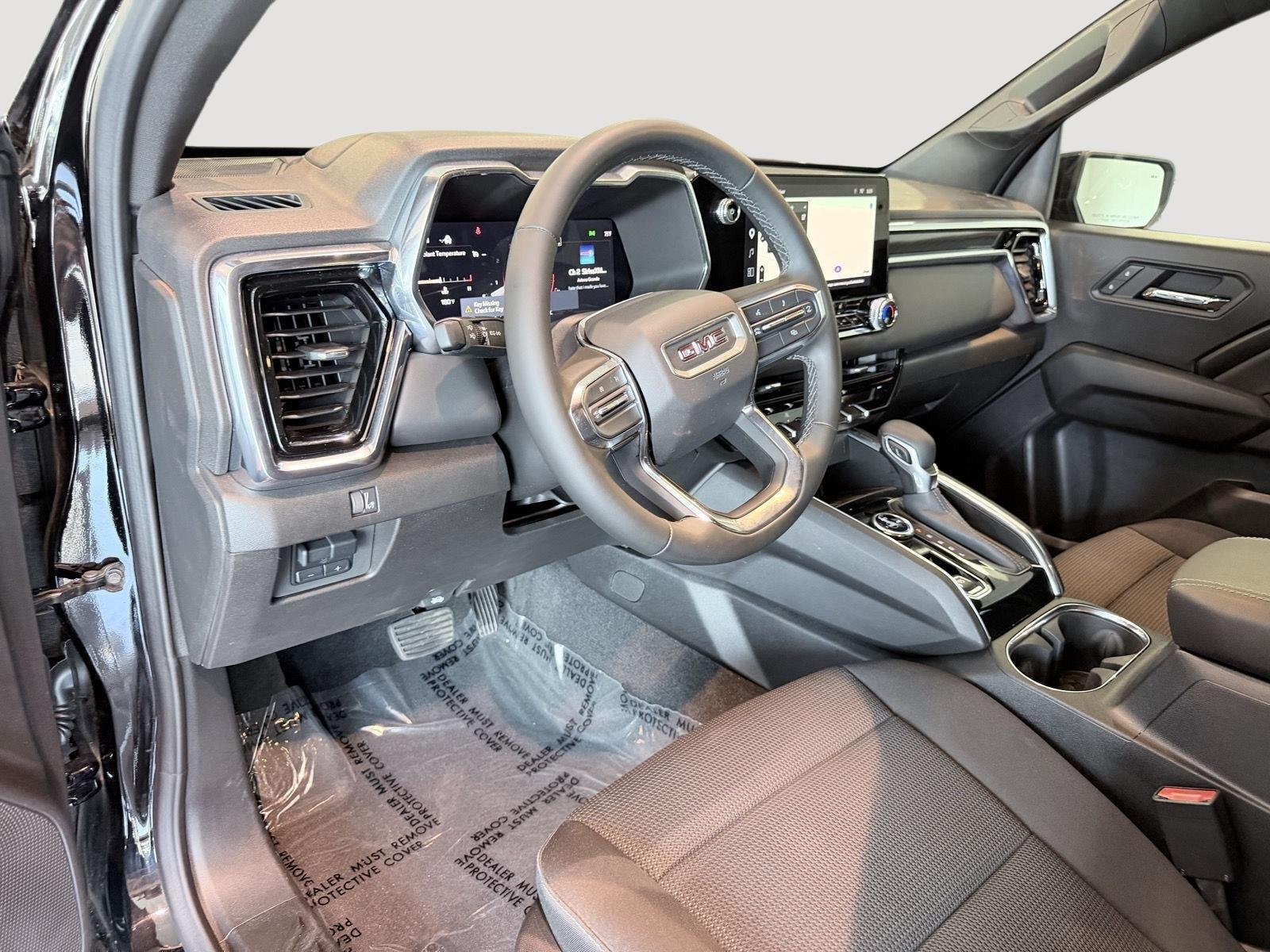 Used 2025 Onyx Black GMC Elevation image 37