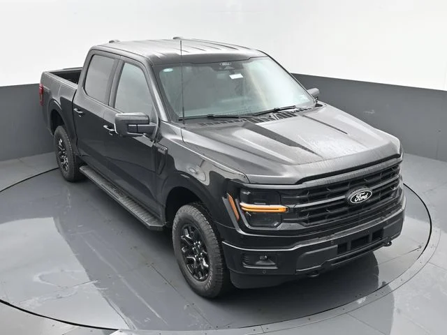 New 2026 Agate Black Metallic Ford XLT image 19