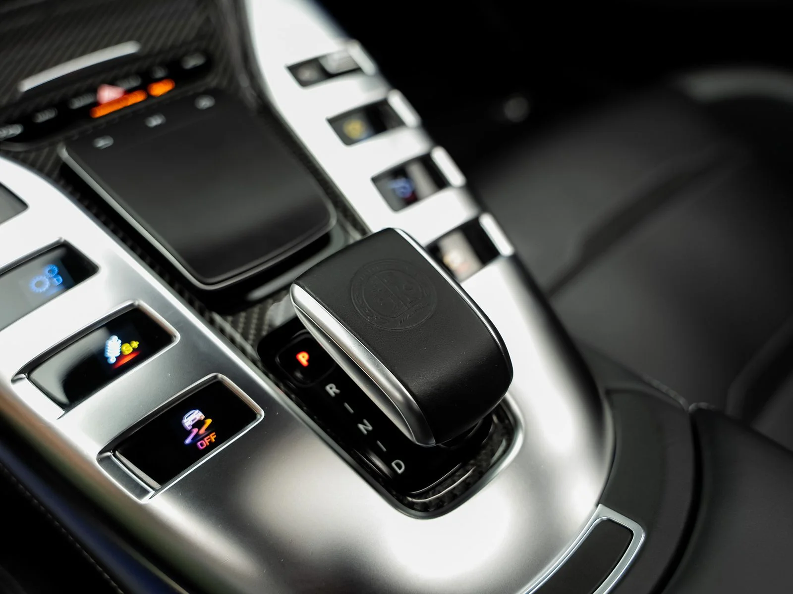 Used 2020 White Mercedes-Benz Base image 58