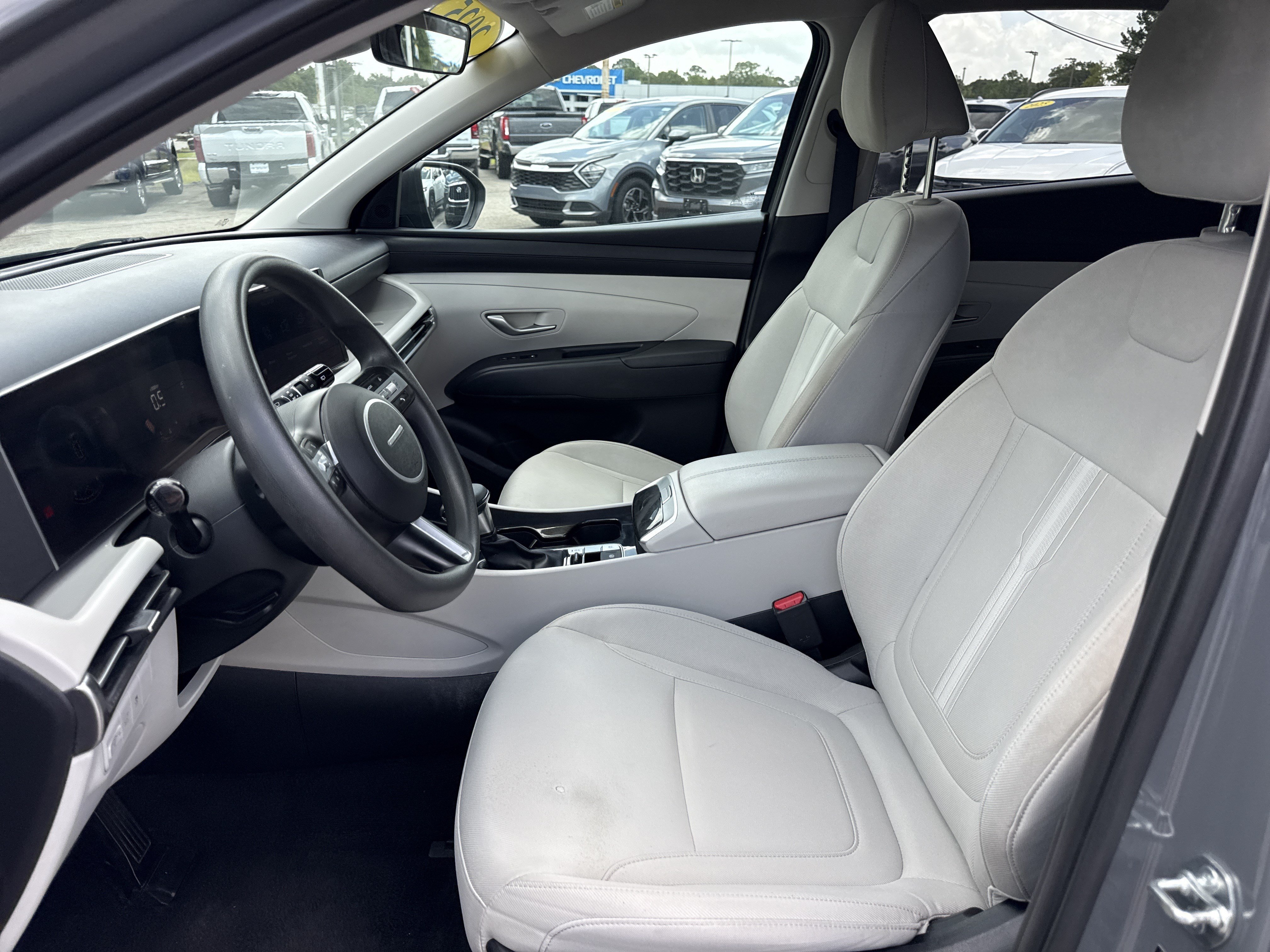 2025 Hyundai Tucson SEL - Photo 11