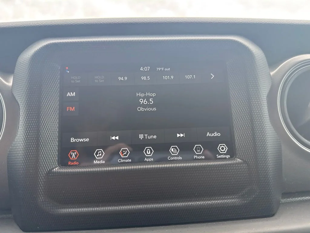 2023 Jeep Gladiator Sport S - Photo 22