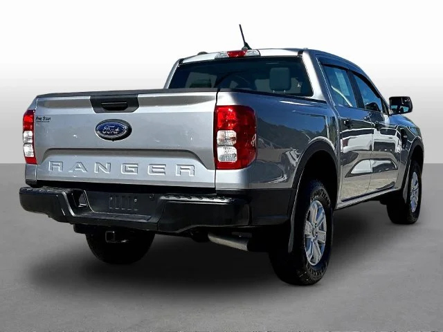 Used 2024 Silver Ford XL image 8