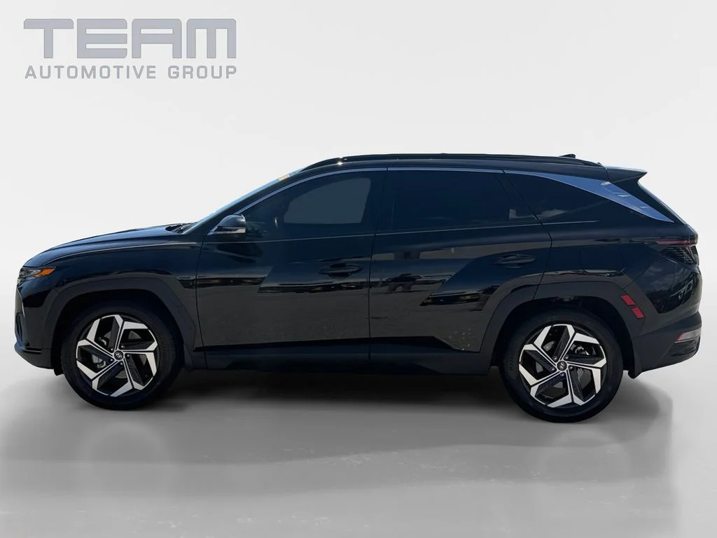 Used 2024 Black Hyundai Limited image 4