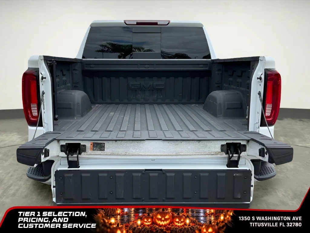 Certified Used 2023 WHITE FROST TRICOAT GMC SLT image 18