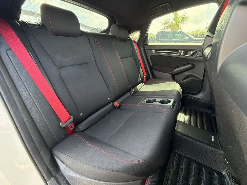 Used 2025 White Honda  image 34
