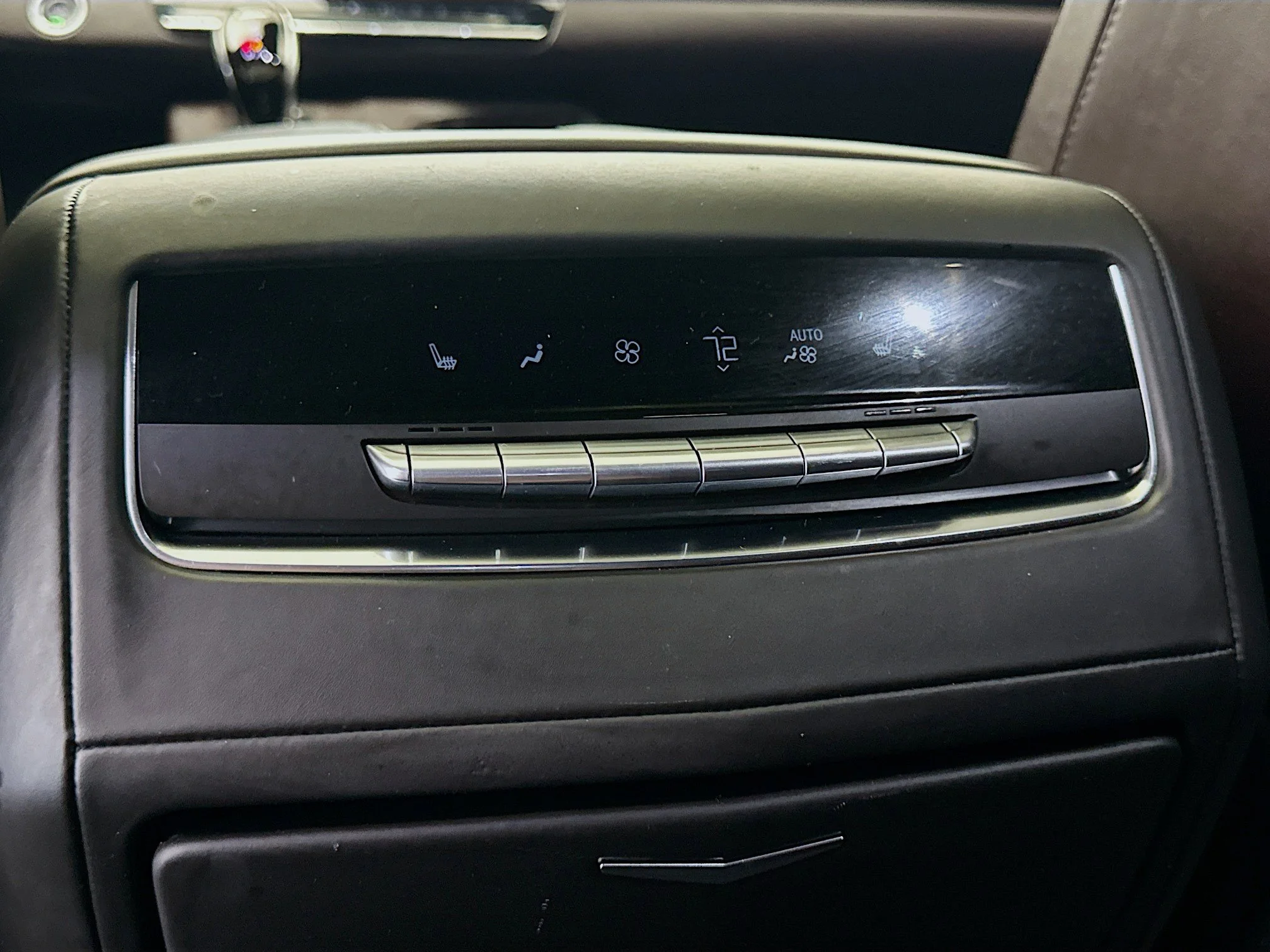 Used 2022 Satin Steel Metallic Cadillac Sport Platinum image 29
