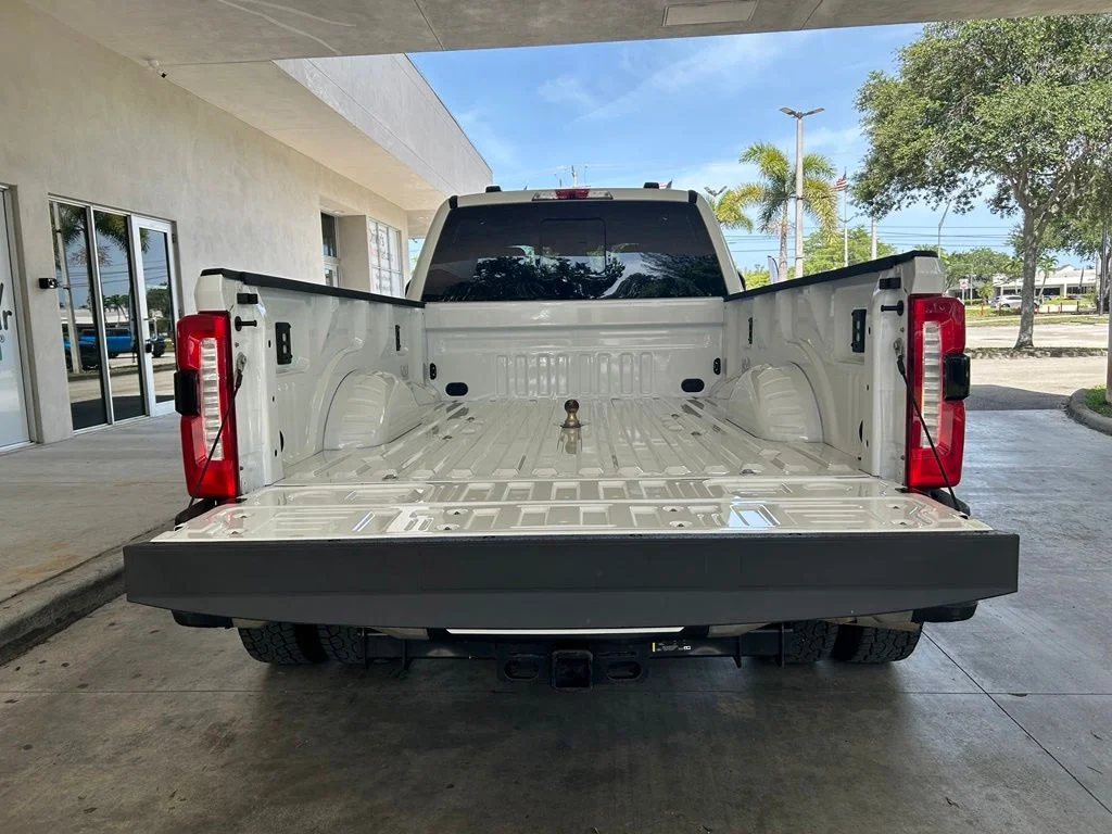 Used 2025 White Ford XL image 38