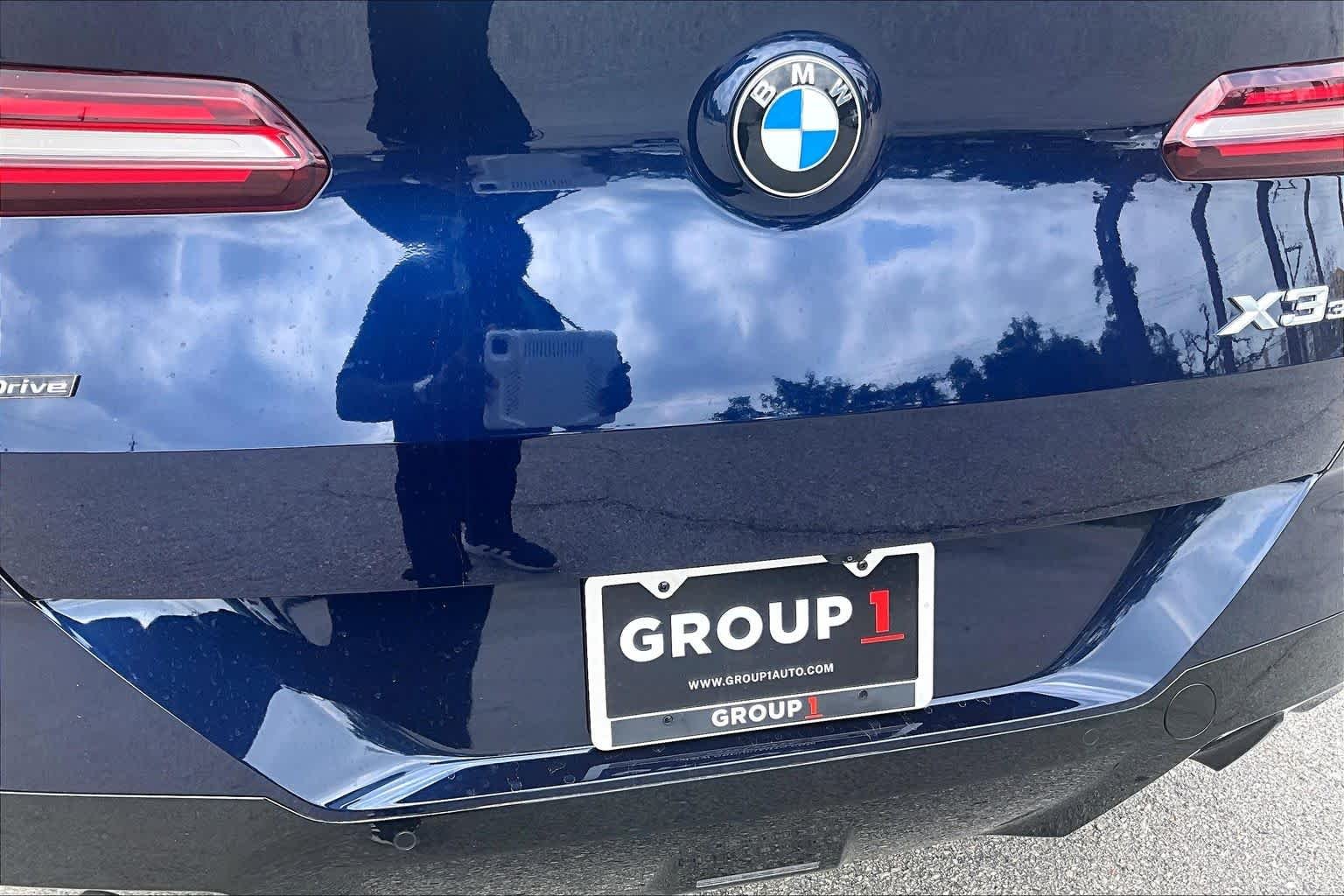 New 2026 Tanzanite Blue II Metallic BMW 30 xDrive image 9