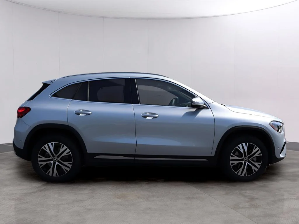 Used 2026 Cirrus Silver Metallic Mercedes-Benz GLA 250 image 6