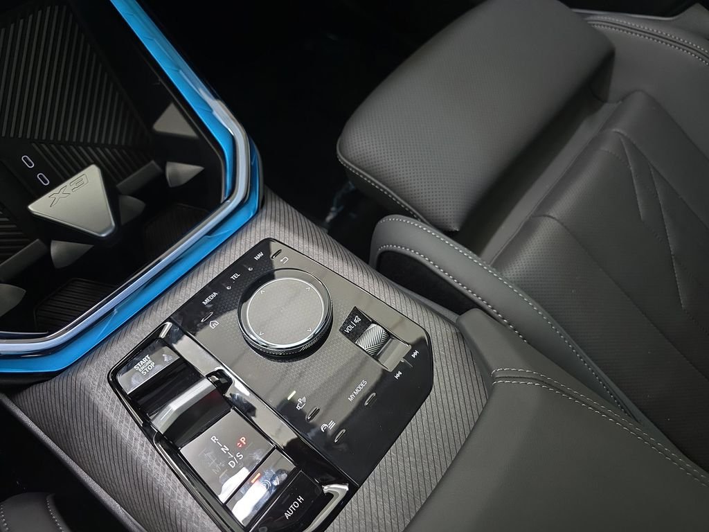 New 2026 Skyscraper Grey Metallic BMW 30 xDrive image 19