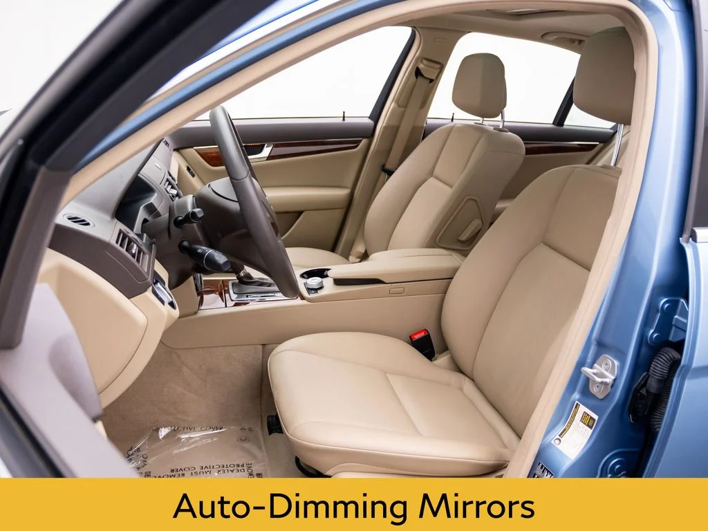Used 2011 Beige Mercedes-Benz C 300 image 18