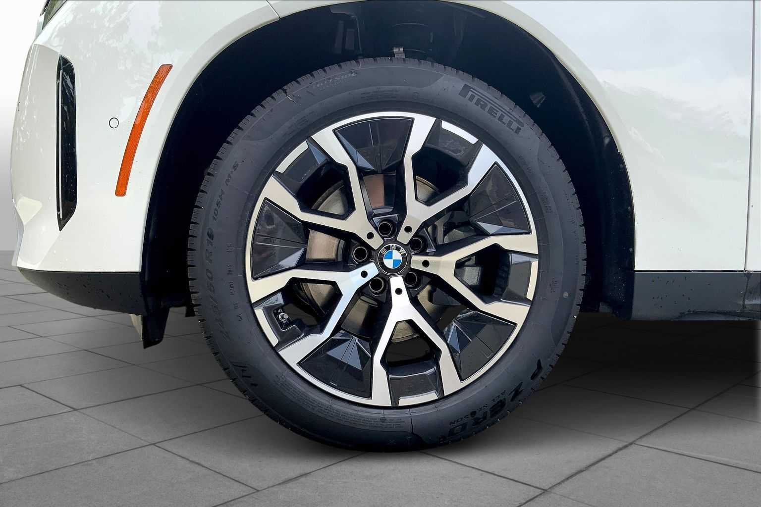 Used 2026 Alpine White BMW 30 xDrive image 11