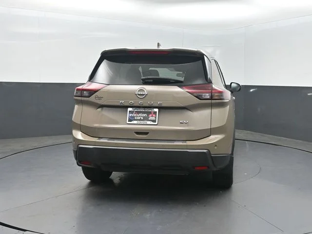 Used 2024 Beige/tan Nissan SV image 31