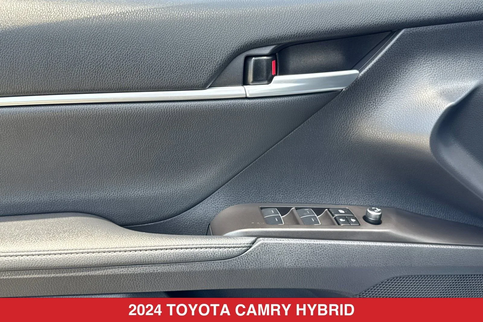 Used 2024 CAVALRY BLUE Toyota Hybrid XSE image 13