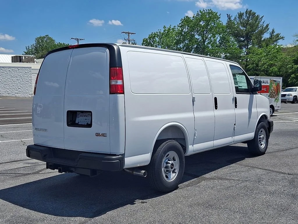New 2026 Summit White GMC Work Van image 5