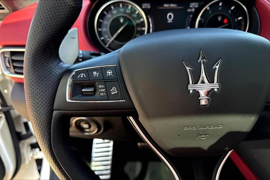 Used 2022 Bianco Maserati GT image 13