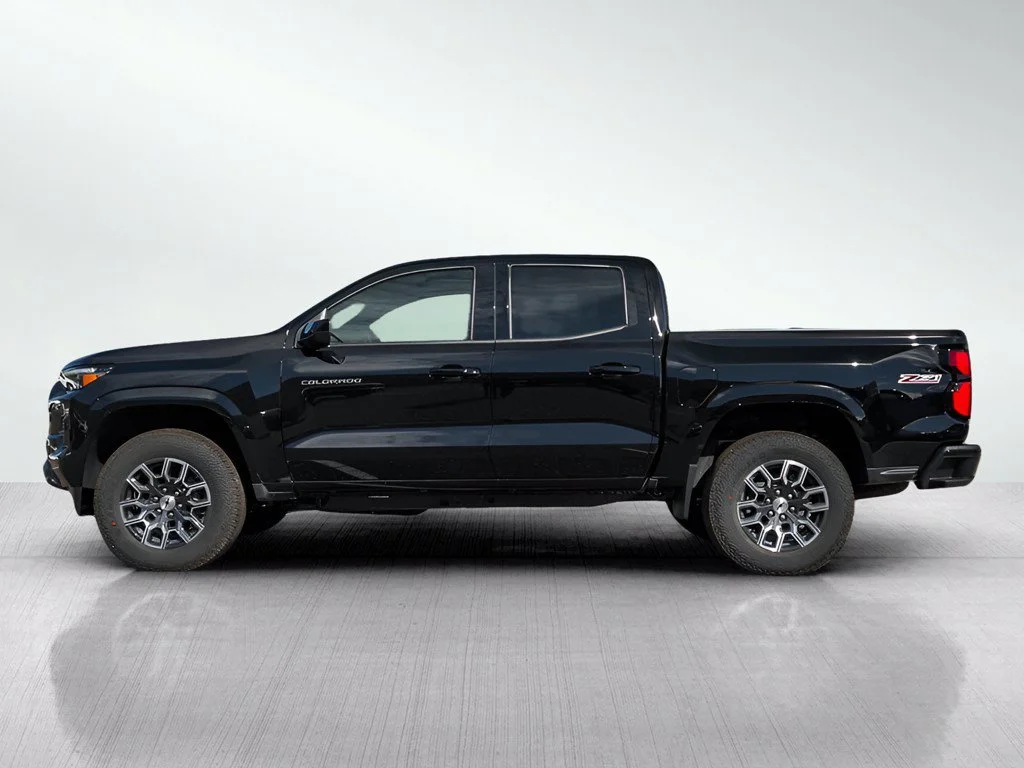 New 2026 Black Chevrolet Z71 image 3