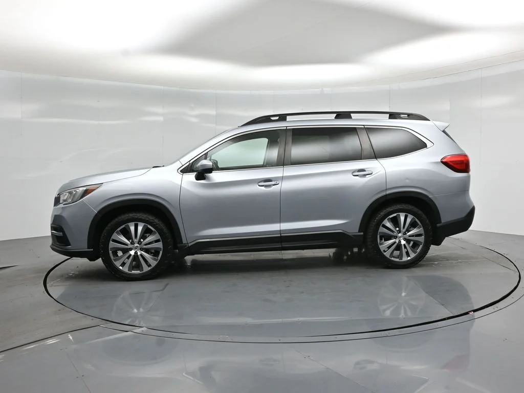 Used 2019 Silver Subaru Premium image 24