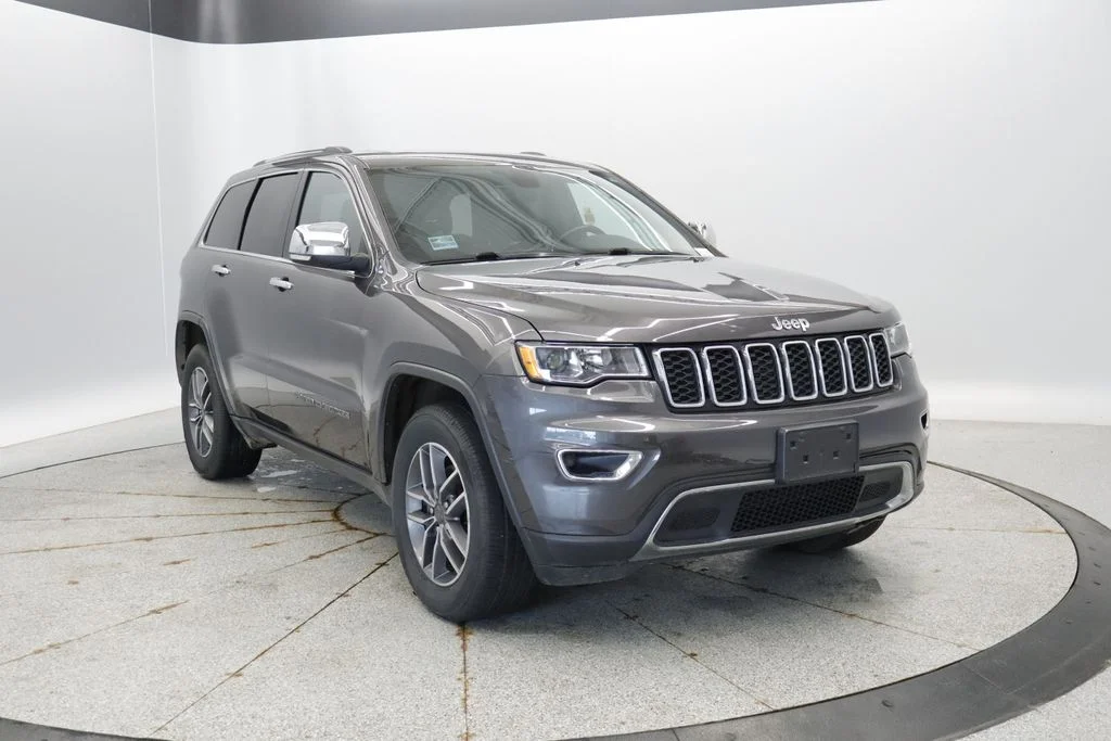 Certified Used 2020 Gray Jeep Limited image 10