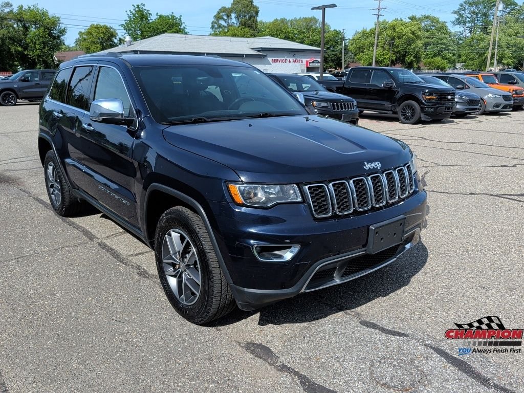 Used 2018 Blue Jeep Limited image 7