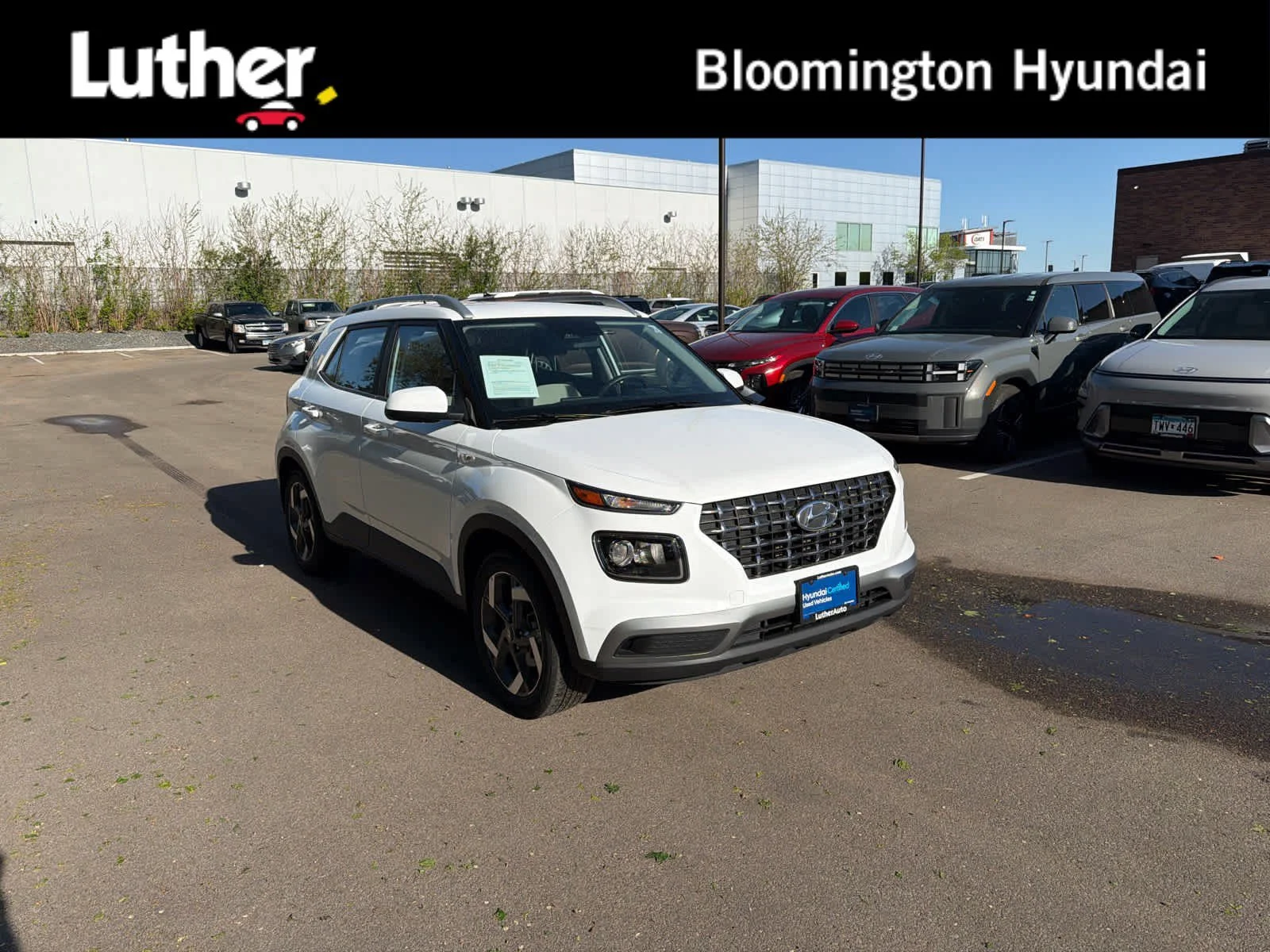 2026 Hyundai Venue SEL w/ 2-Tone Roof IVT's photo