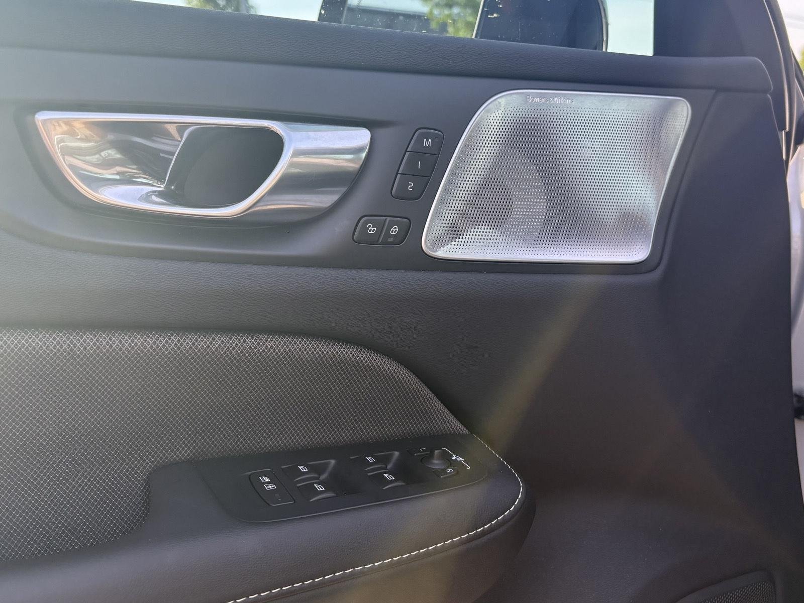 Used 2025 Silver Dawn Metallic Volvo Polestar Engineered image 10