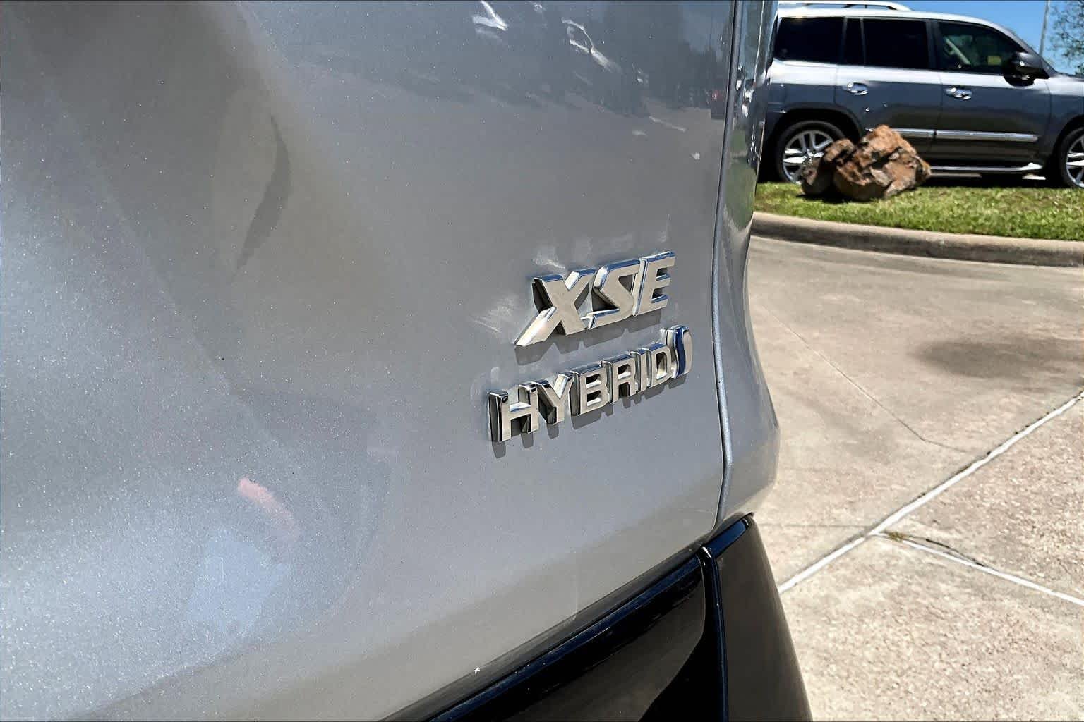 Used 2022 Silver Sky Metallic/Midnight Black Metallic Toyota Hybrid XSE image 9