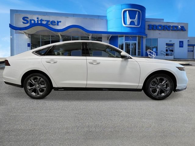 New 2026 Platinum White Pearl Honda EX-L image 2