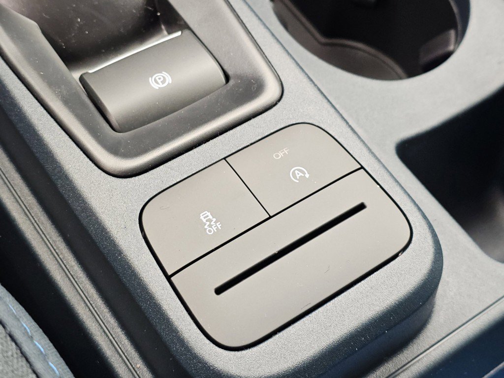 New 2026 Carbonized Gray Metallic Ford XLT image 9