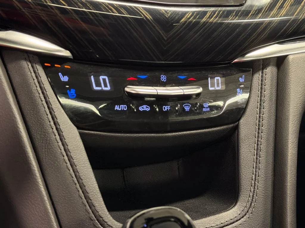 2023 Cadillac XT6 Premium Luxury - Photo 37