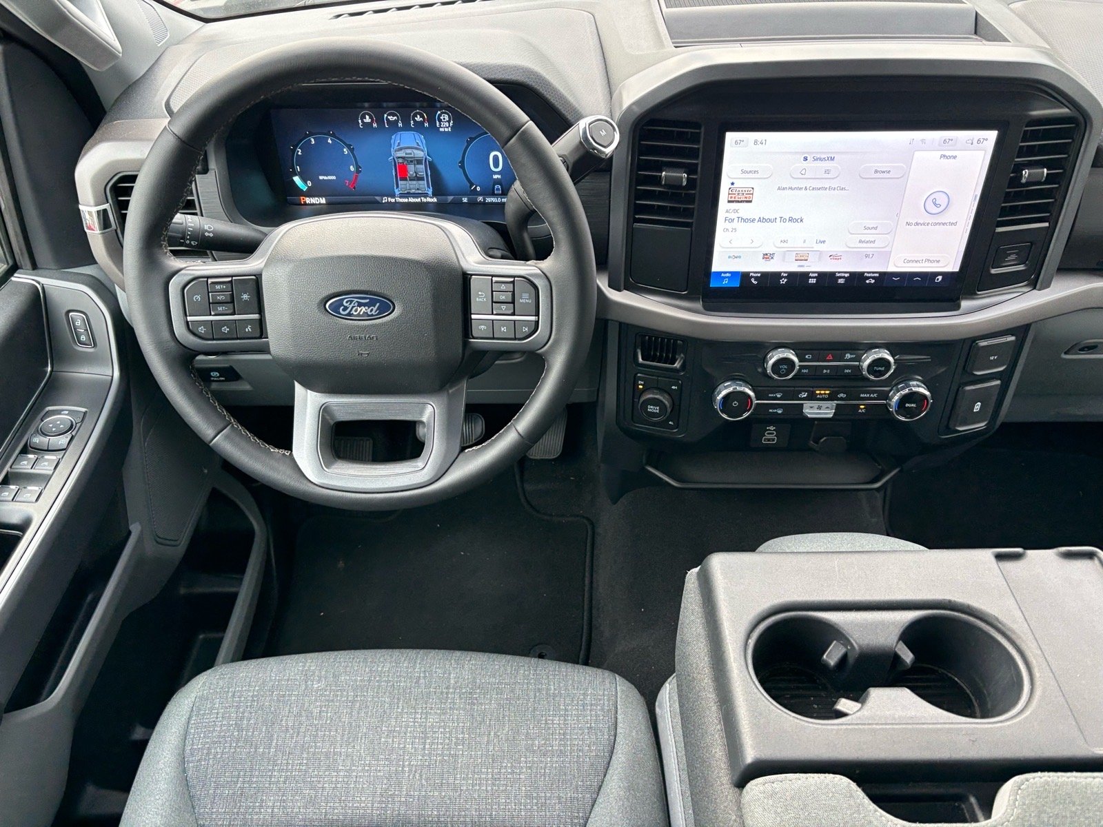Used 2025 Gray Ford XLT image 11