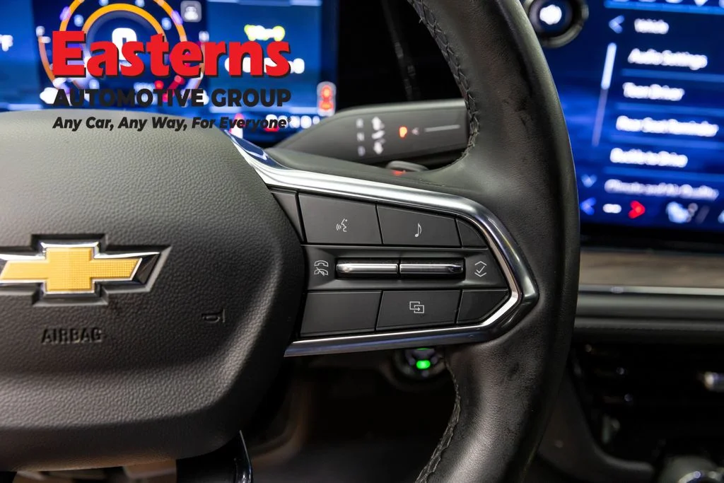 Used 2025 Gray Chevrolet LT image 16
