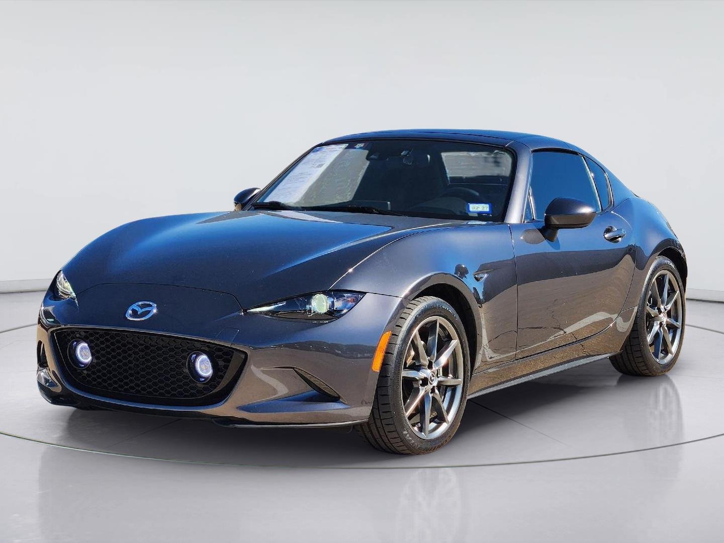 Used 2017 Machine Gray Mazda Launch Edition SV image 3