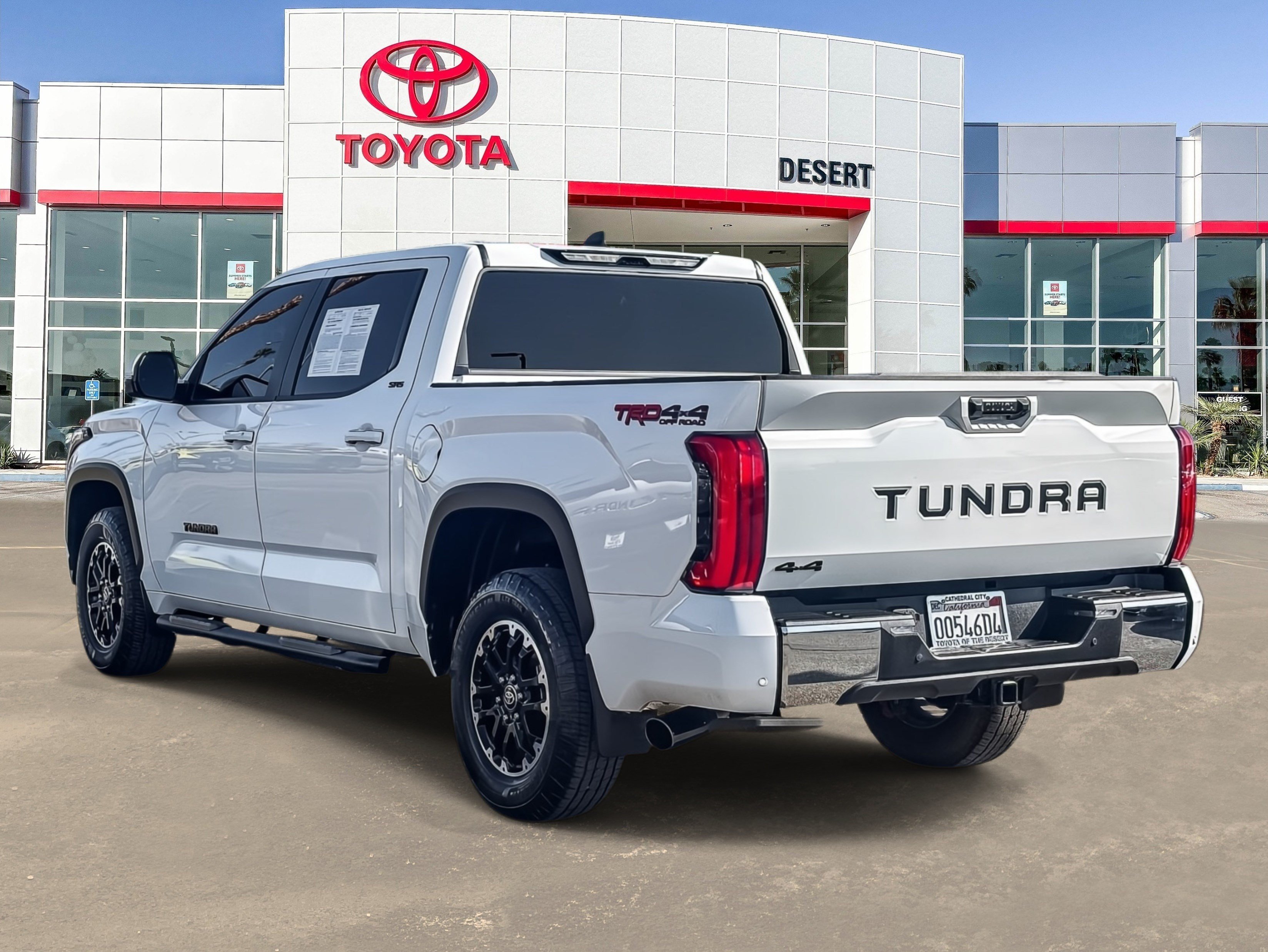 Used 2025 Ice Cap Toyota SR5 image 4