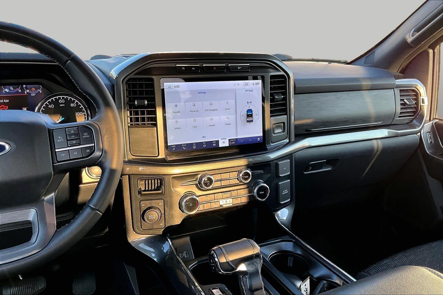 Used 2023 Oxford White Ford XLT image 7