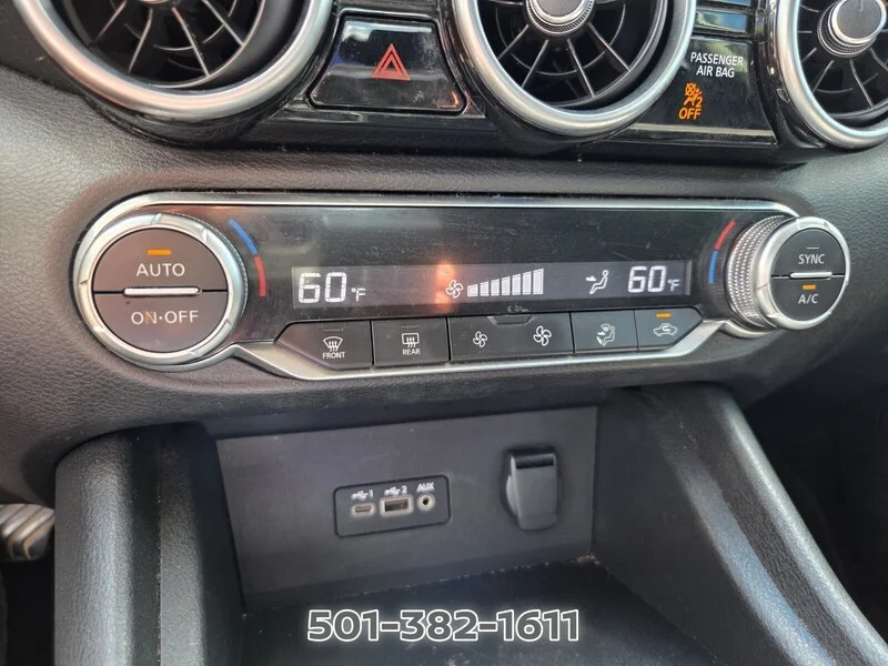 Used 2020 Brilliant Silver Metallic NISSAN SV CVT image 27