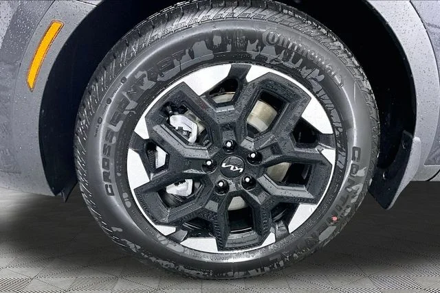 New 2026 Gray Kia S image 12
