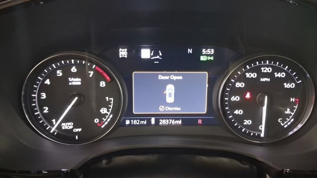 Used 2022 CRYSTAL WHITE TRICOAT Cadillac AWD Sport image 29