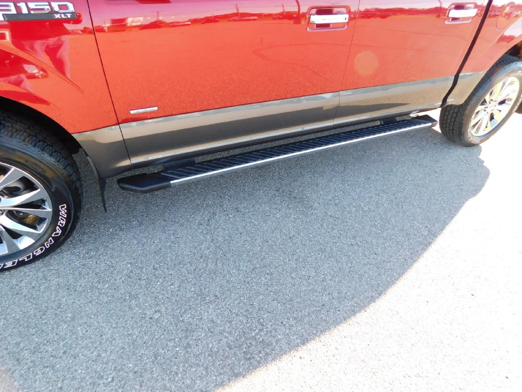 Used 2016 Ruby Red Metallic Tinted Clearcoat Ford XLT image 15