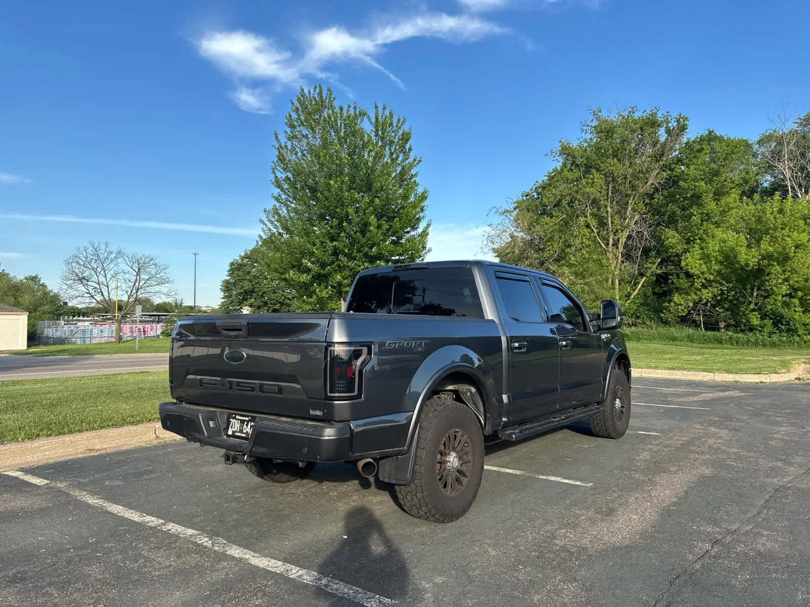 Used 2019 Magnetic Metallic Ford XLT image 8