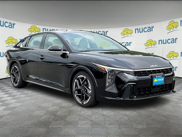 New 2025 Kia K4 GT-Line