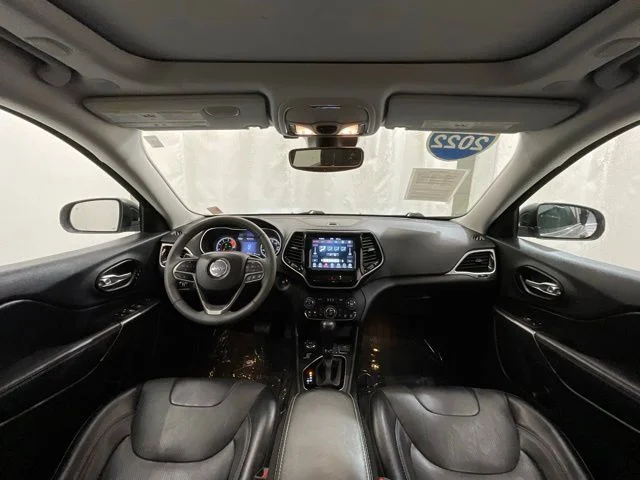 Used 2022 Silver Jeep Limited image 16