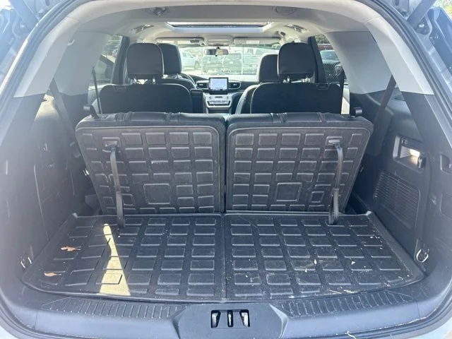 Used 2023 Silver Ford XLT image 22