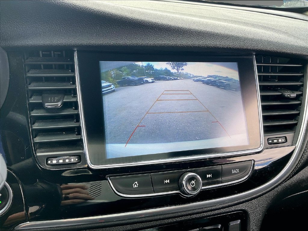 Used 2020 Summit White Buick Preferred image 18