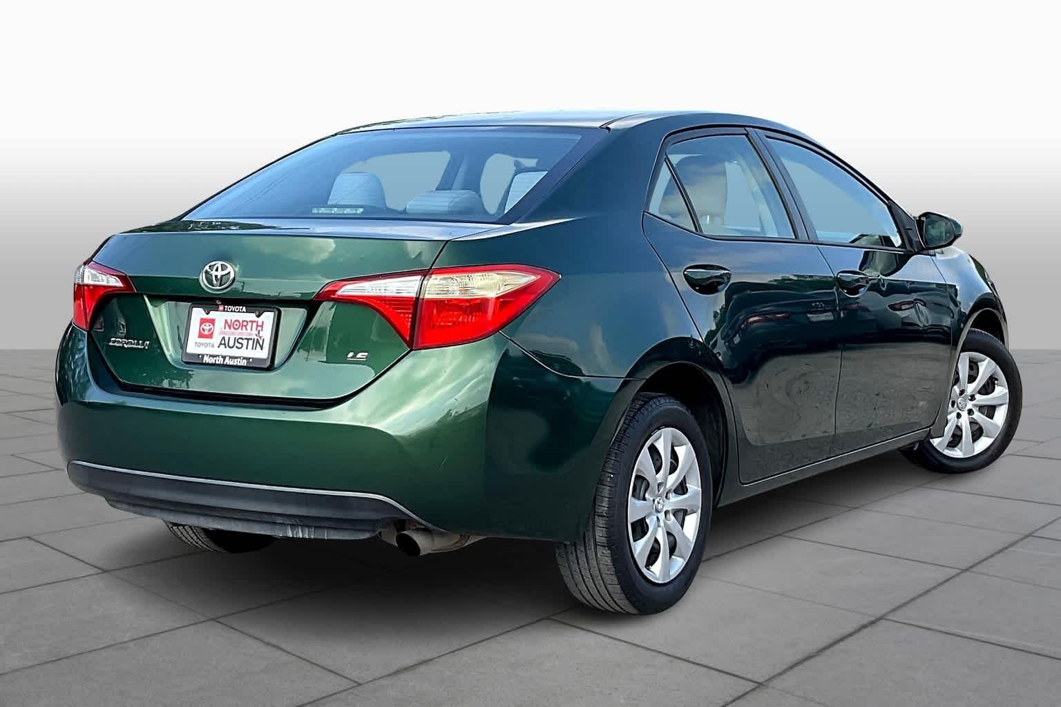 Used 2015 4Evergreen Mica Toyota LE image 13