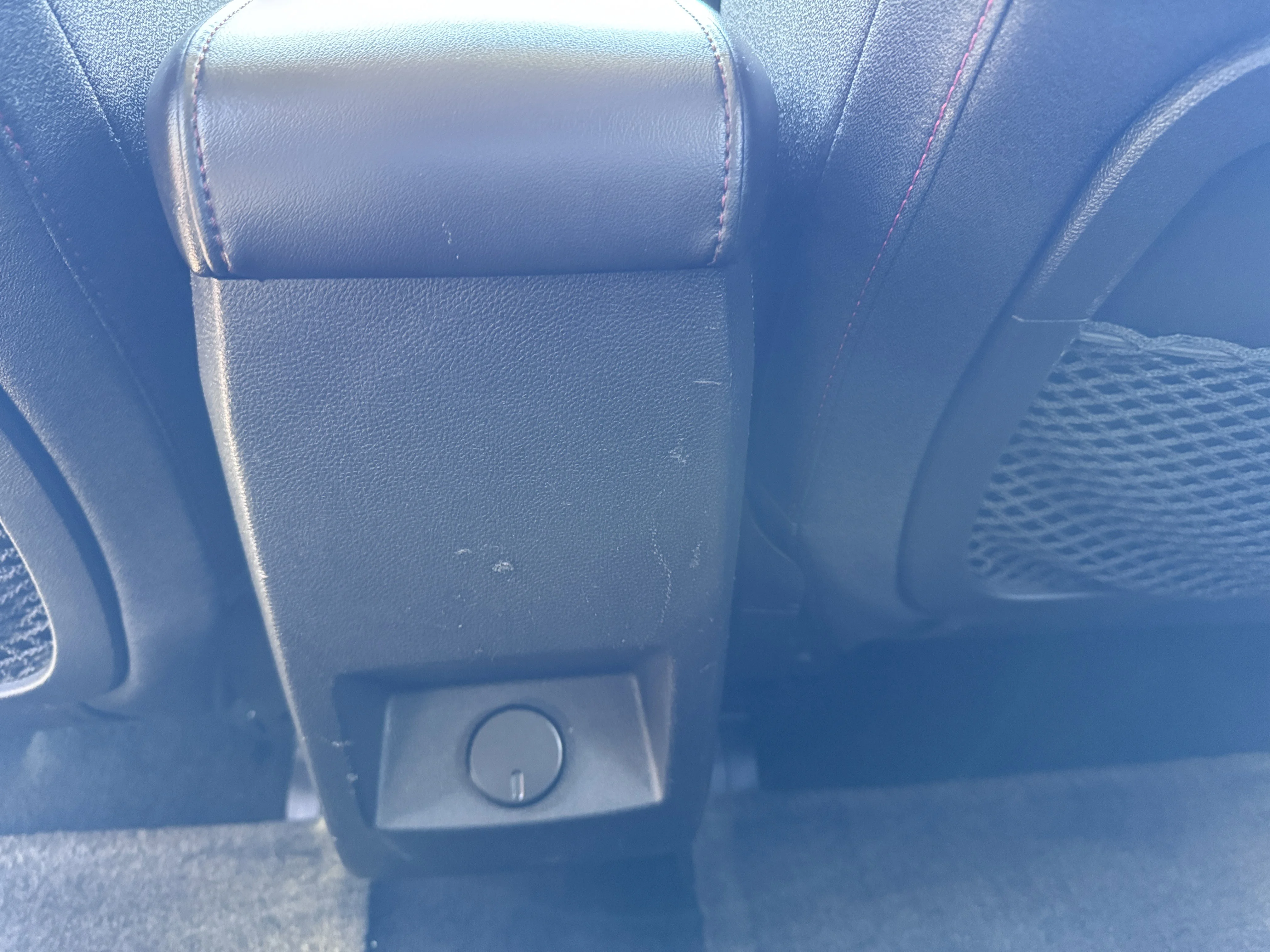 Used 2013 Onyx Black GMC SLE image 38