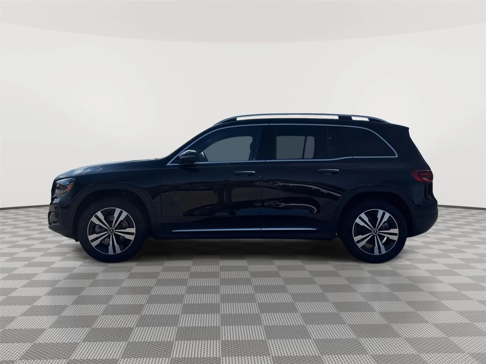 New 2026 Night Black Mercedes-Benz GLB 250 image 6
