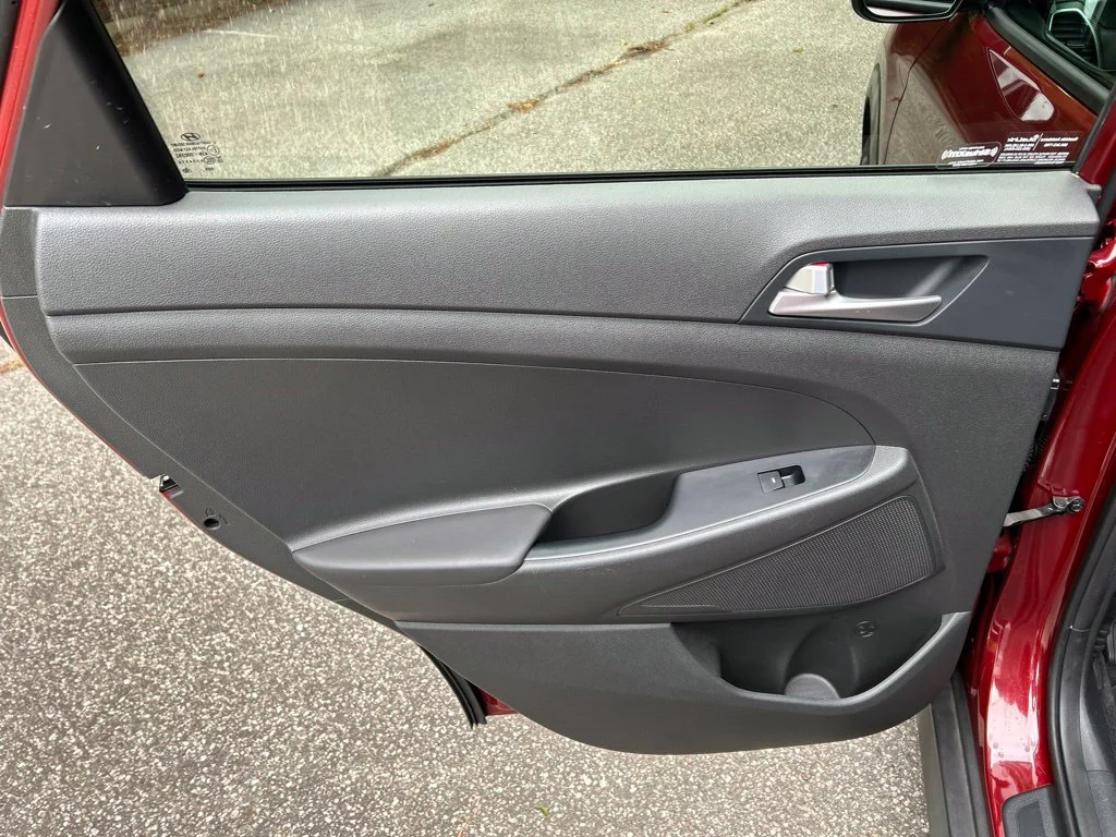 Used 2020 Red Hyundai Value image 26